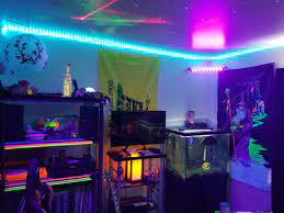 White and purple gaming chair is rare and priceless—and this also makes them costly. Epic Video Game Room Ideas That Are Still Modern And Functional