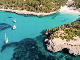 If you continue to browse without modifying the settings of. Kreuzfahrt Palma De Mallorca Hafen Und Reiseziele Costa Kreuzfahrten