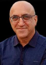 V O L U M E 8 , 2 0 2 1