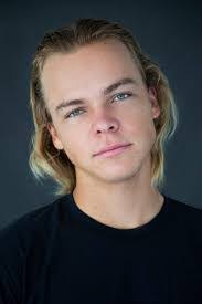 Zachary Ramos's Instagram, Twitter & Facebook