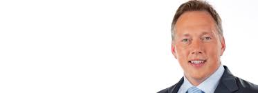 Darren dutchyshen is a canadian sportscaster, who cohosts the evening edition of sportscentre on tsn. Darren Dutchyshen Global Speakers Agency