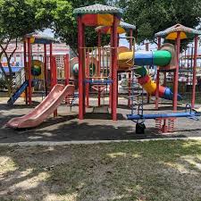 Kalau bukan kerana cendol, pasti bro terlepas untuk menyaksikan replika keris yang menjadi landmark kepada daerah alor gajah. Dataran Keris Other Great Outdoors In Alor Gajah