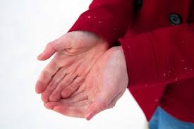 Dec 12, 2019 · go electronic. Cold Feet And Hands How To Keep Them Warm The Healthy