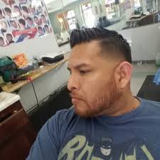 EL LAGUNERO BARBER SHOP