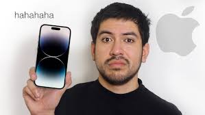 honest iPhone 14 commercial