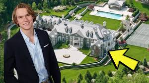 The bachelorette hannah's alum to woo bachelor colton's finalist tayshia adams with shakespeare? John Paul Jones Biography Age Height Weight Family Girlfriend Lifestyle Net Worth House Youtube