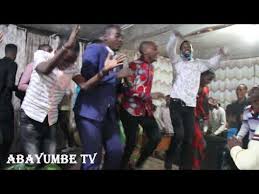 Namwisabiye ko andongora/ nyuma yo kubyara ubu mfasha abandi purukeriya nu mukobwa wa rurinda. Igisirimba 2018