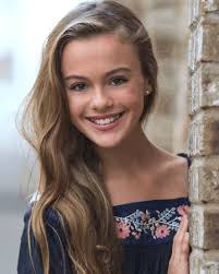 Ashley Coulson // First Year // Ravenclaw