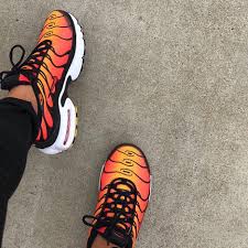 Pin By 𝓉𝒶𝓈𝒽𝒶 On Nike Air Max Plus In 2020 Orange Shoes Shoes Orange Sneakers