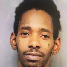 Lincoln Police searching for suspect in armed bank robbery