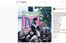 Ketenaran akan wisata keraton dan kawasan alam disekitarnya, kawasan yogyakarta memiliki ketenaran dan sangat terkenal di tingkat nasional bahkan tingkat internasional sebagai tempat tujuan pariwisata. Dominasi Cowok Ini Hebohnya Saat Ratu Di Fakultas Teknik Wisuda Hitekno Com