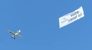 Impression de qualité pas cher. Offre Et Tarif De Publicite Aerienne Par Drone Universaldrone