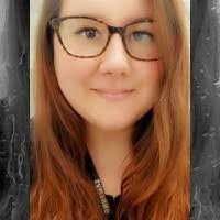 Nicole Snively's Instagram, Twitter & Facebook