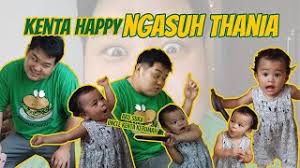 Kubopong mas fahmi ke arah kipas angin agar mendapatkan asupan udara tambahan. Starhits Leading Digital Networking