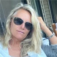 60+ "Schuld" profiles