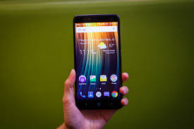ZTE ZMax Pro review: Big phone, small ...