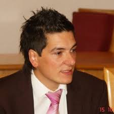 Daniel Dobmeier's Instagram, Twitter & Facebook