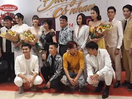 Với chiều cao nổi bật 1m68, cô rất thành. TrÆ°Æ¡ng Quá»³nh Anh Khoc Nhiá»u Ngay Trá»Ÿ Láº¡i Man áº£nh Bao NgÆ°á»i Lao Ä'á»™ng