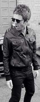 Pin By Oasis Beady Birds On Gallagher Noel Gallagher Britpop Noel