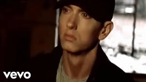 Just last week, photos began circulating on twitter of the rapper with brown hair and a beard. Eminem S 8 Solo Albums Ranked Worst To Greatest Spinditty