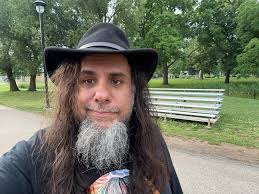 I've been getting my steps in the last couple days.... yesterday at 3  airports and today at the Canada Day festival in Hamilton to see Tommygunn  play Great to see Tommy and