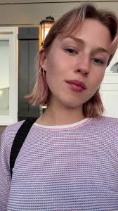 What to Wear to Lona Grill House Bristol