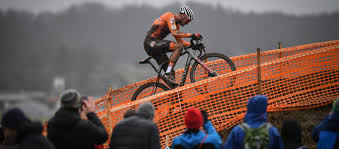 May 30, 2021 · tom pidcock breaks his collarbone in an accident that has left his bike broken in two. Mathieu Van Der Poel Wins His Third World Cyclocross Title And Other Cool News From The World Of Cycling We Love Cycling Magazine