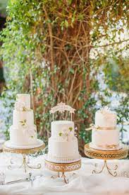 Loopy Band Cake Plate Set Wedding Cake Display Wedding Cake Table Wedding Cake Fresh Flowers