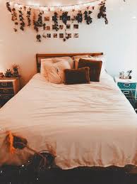 So Cute Home Details I Love This Interior Design It S A Great Idea For Home Decor Cozy Home Design Homedecor Homeinte Cozy House Girl Room Bedroom Design