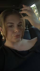 Day 1 of what to wear to Thanksgiving 🦃, Outfit formula 👇🏼, Oversized  sweater + baggy jorts + tall kitten heel boots, Save for later ❤️ ,  @dolcevita , @nakdfashion , #personalstylist #personalstyling ...