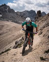 Beim Heutigen Grauen Wetter Traumen Wir Gerne Vom Nachsten Sommer Und Von Warmen Trockenen Bedingungen Wie Hier Auf Der Ducanfurgga Als Wir Fahren Mtb Sommer