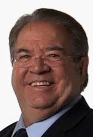 Commissioner to vacate seat early