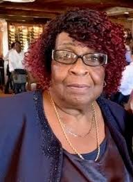 Edna Mason's Instagram, Twitter & Facebook