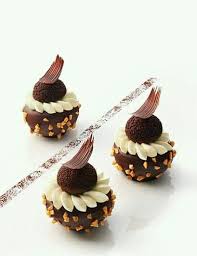 Pin By Anny Gd On Pastries Pastry And Bakery Fancy Desserts Desserts