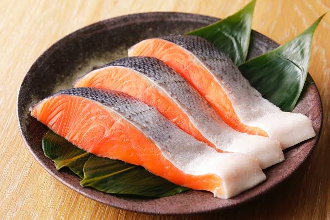 秋鮭とは？特徴を活かす美味しい食べ方と人気レシピをご紹介！ | デリッシュキッチン