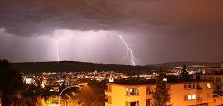 Gallen finden sie hier im detail. Kraftige Gewitter Und Sturm Beenden Hitzewochenende Tele Top