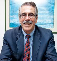 Respuesta a Waldo Mendoza: el modelo económico y la constitución