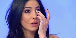 Jun 14, 2021 · giulia de lellis gelosa di carlo beretta. Giulia De Lellis Ritrova Il Sorriso Con Il Fidanzato Carlo Beretta Addio Per Sempre Andrea Damante Aciclico Com