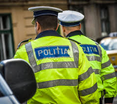 Politia romana face parte din ministerul afacerilor interne și este instituția specializată a statului, care exercită law 218/2002. Lege NouÄ Ce Este Obligat SÄ FacÄ Orice PoliÈist DacÄ Te OpreÈte