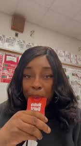 #nutraburst @tlchq @tlchqespanol I nominate @alexusarja and @kera_bean