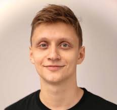 Dima Kovalenko's Instagram, Twitter & Facebook