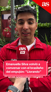 Reacción de Emanuelle Silva tras empujón en Santiago 2023