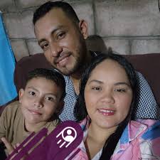 Esta mañana, recorremos la carretera hacia Puerto Parada, Usulután, para  realizar obras de limpieza preventiva ante las lluvias. ⚠️👷‍♀️