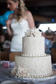 Pin By Marcia Kosin On Ben Marcia S Wedding Tiered Wedding Cake Wedding Cake Fresh Flowers Wedding Cake Roses