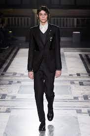 Alexander Mcqueen Autumn Winter 2016 The Elegance Of Men