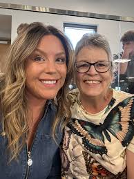 Girls Night looks different over 40. I love getting to catch up with  friends and I especially love to get to hang out outdoors! Life is so crazy  busy for us mommas.