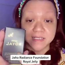 Review dari kak tasya farasya yang mencoba rangkaian revitalize...  Revitalize fokus meremajakan kulit, karena mengandung 3x lipat royal jelly  Di...
