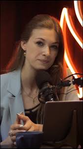 Ve el episodio completo en YouTube l Link en nuestra Bio🧡  #guerraespiritual #podcast #podcastcristiano #conversaciónbíblica