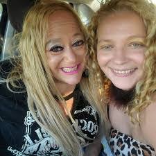 Lisa Waterman's Instagram, Twitter & Facebook