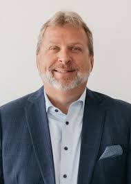 Jeffrey Gossard's Instagram, Twitter & Facebook